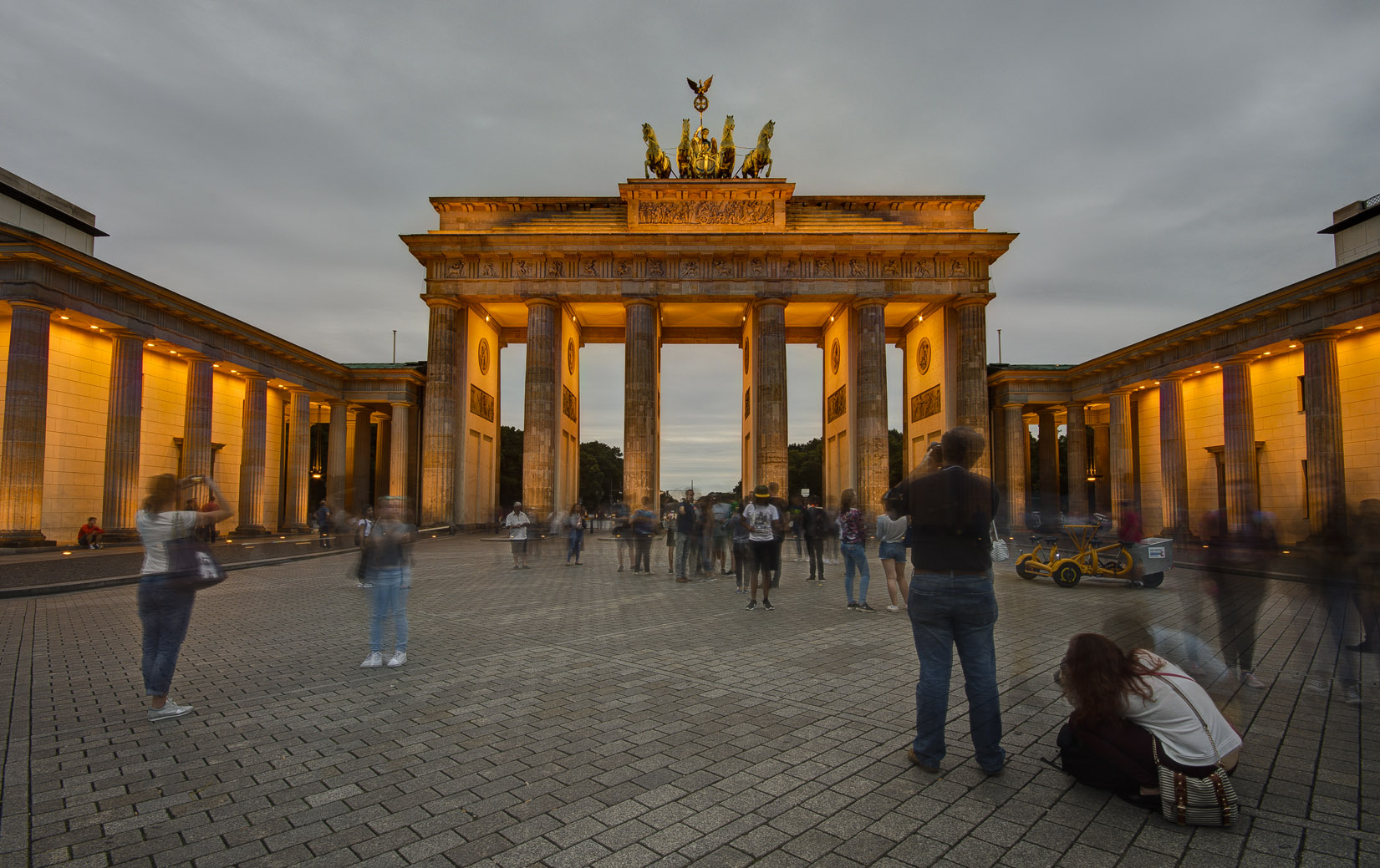 Berlin - Mitte - Pariser Platz - Brandenburger Tor - 06