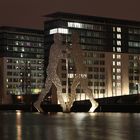 Berlin, Molecule Man