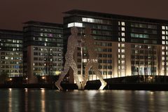 Berlin, Molecule Man