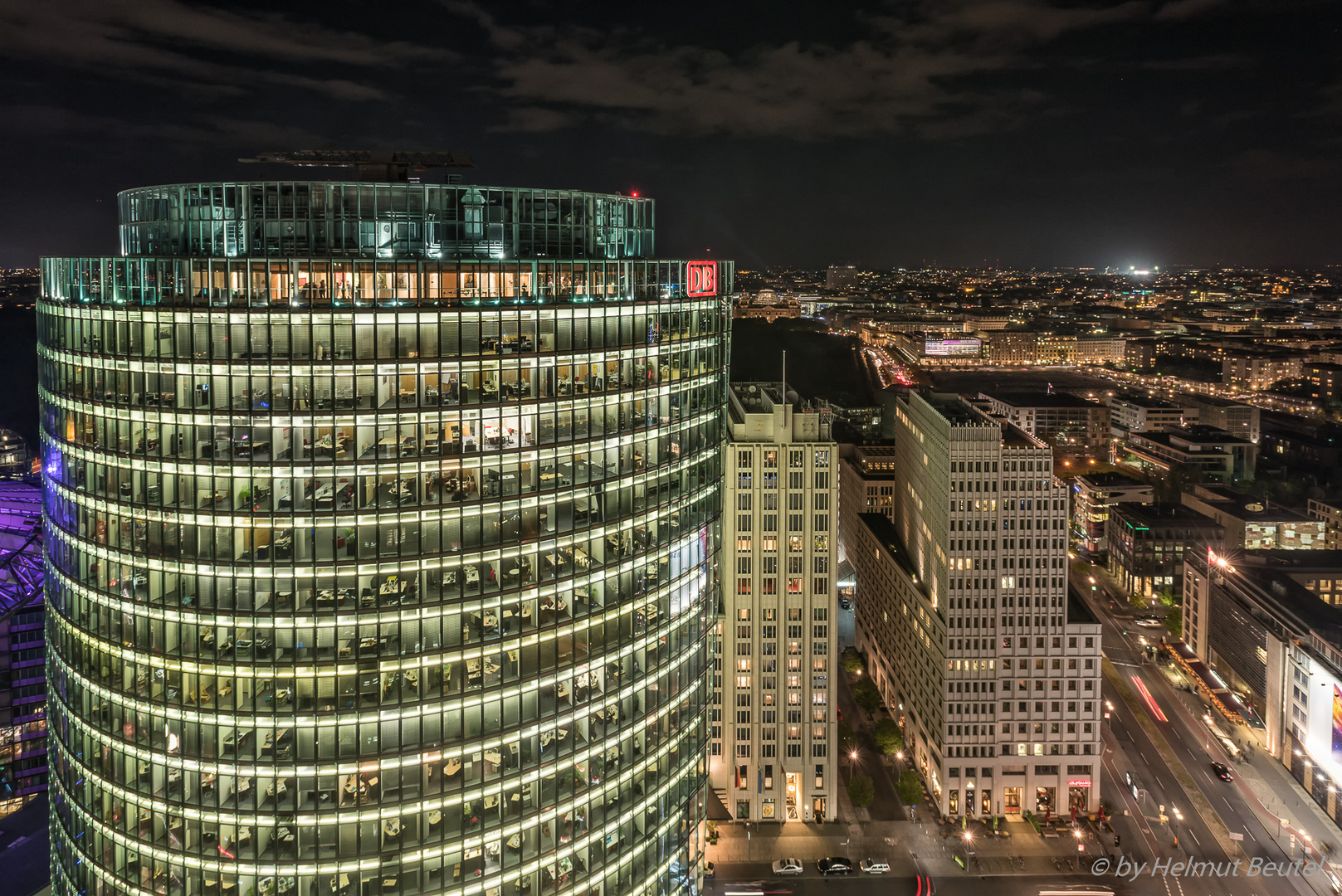 Berlin @night -  Blick vom Kollhoff Tower...