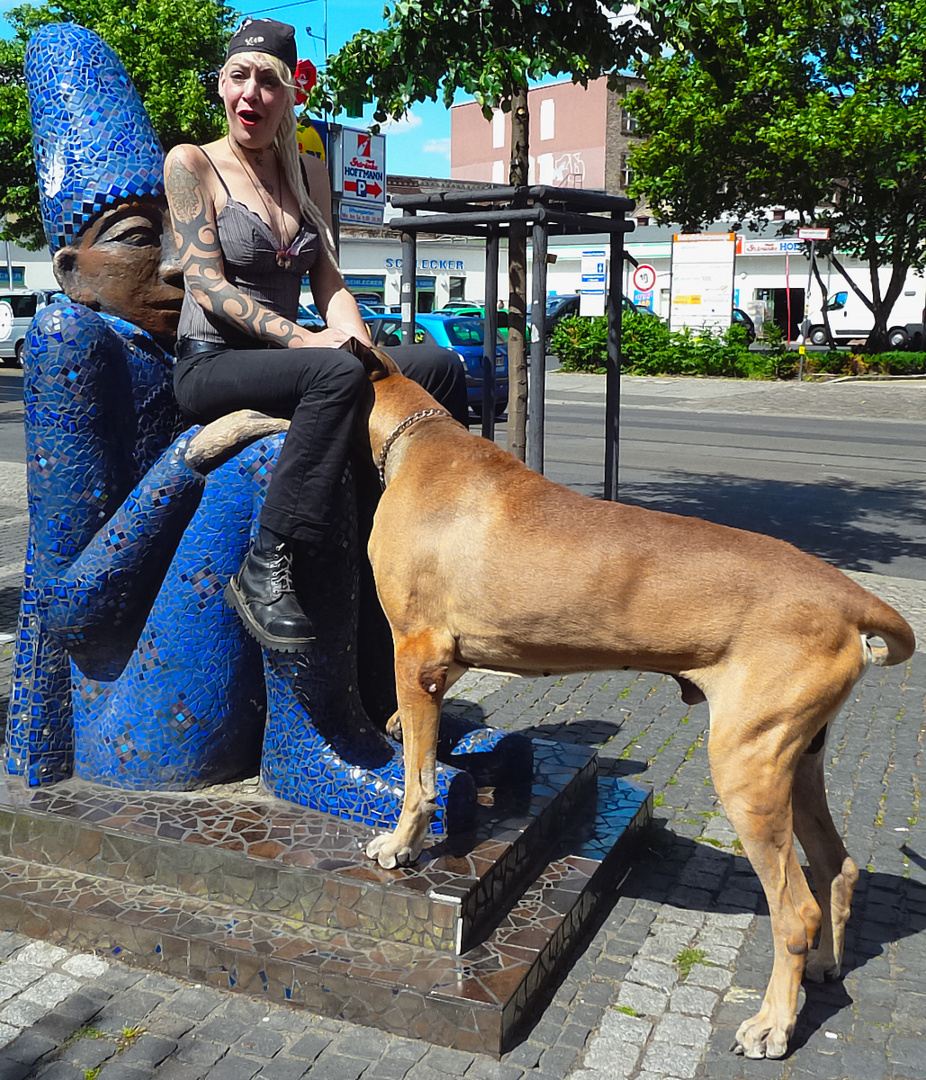 Berlin - “OSTKREUZ CROSSROADS” – People of(f) FhainXberg / Photoprojekt by Günther Schaefer. No.50