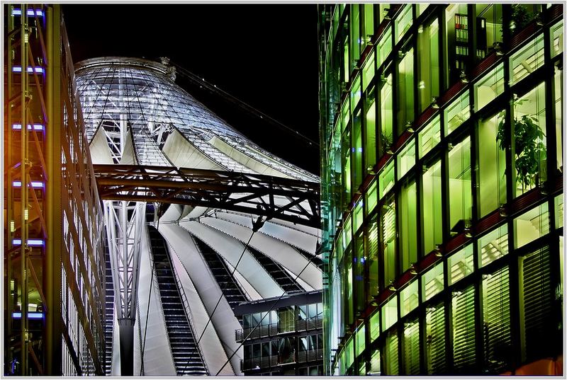 Berlin. Potsdamer Platz. Sony-Center