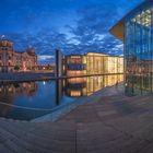 Berlin - Regierungsviertel Panorama Blaue Stunde