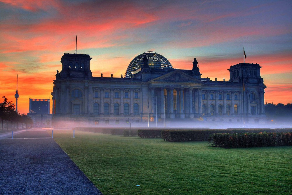 Berlin-Reichstag am Morgen