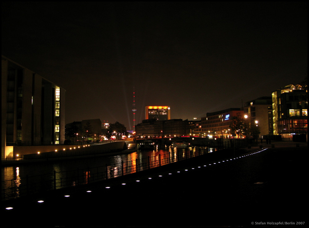 Berlin-Reichstagufer