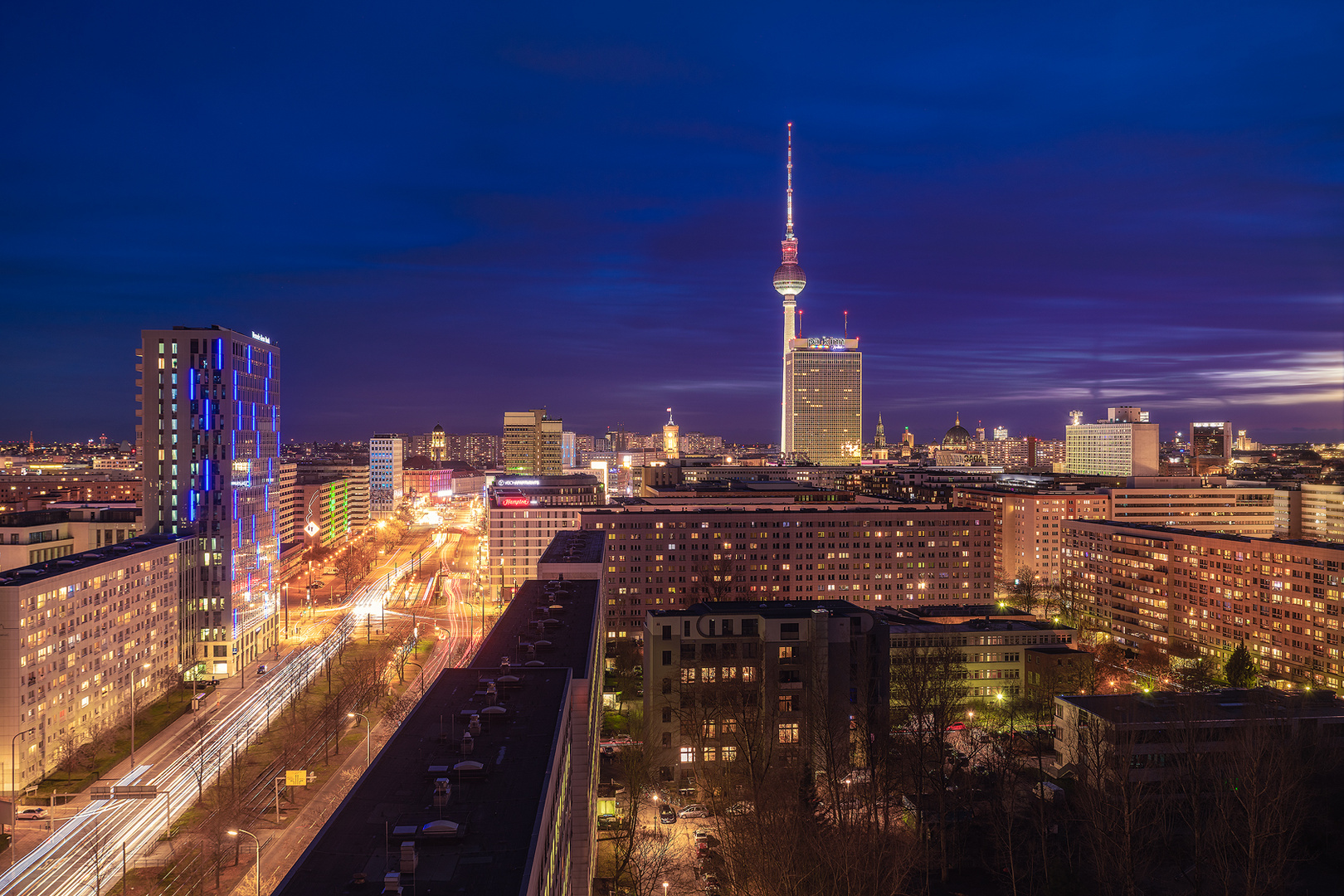 Berlin - Skyline Otto Braun Straße 