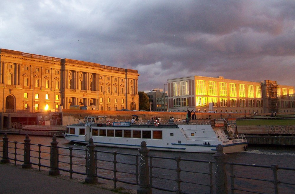 Berlin Sonnenuntergang 08/09 Teil 2