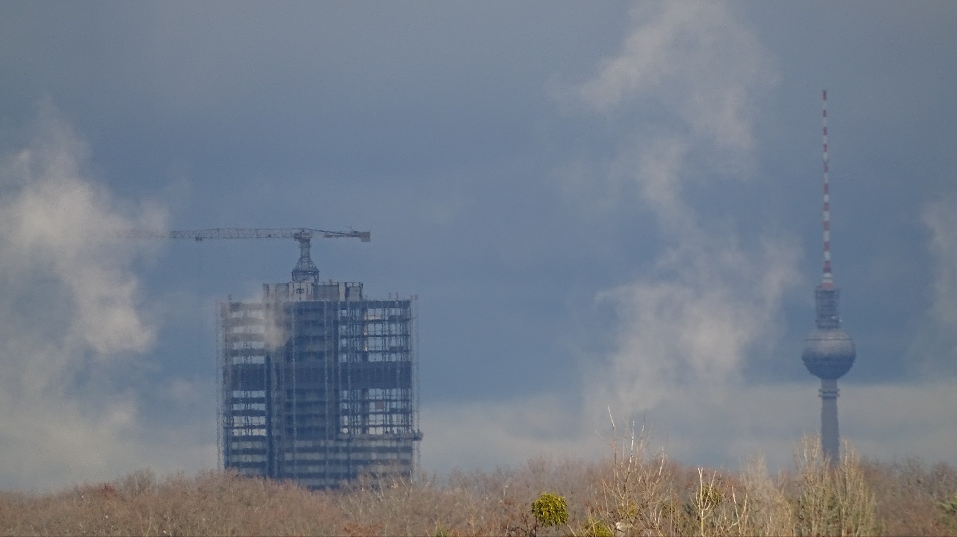 Berlin, Steglitzer Kreisel wird entkernt. 