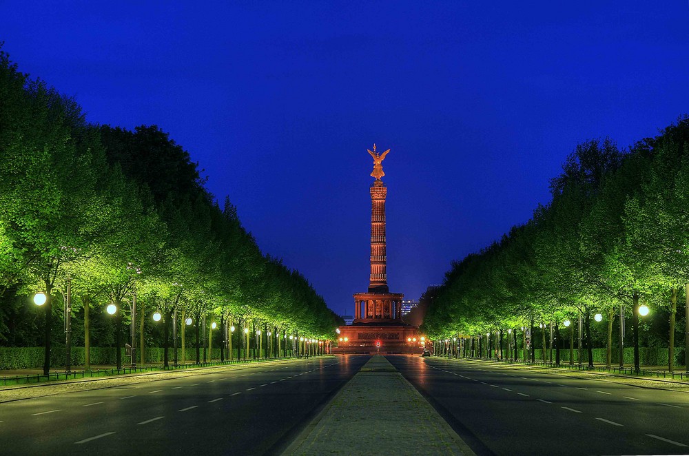 Berlin-Straße des 17.Juni vom Brandenburger Tor aus