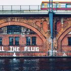 Berlin Street Art: Pull the Plug