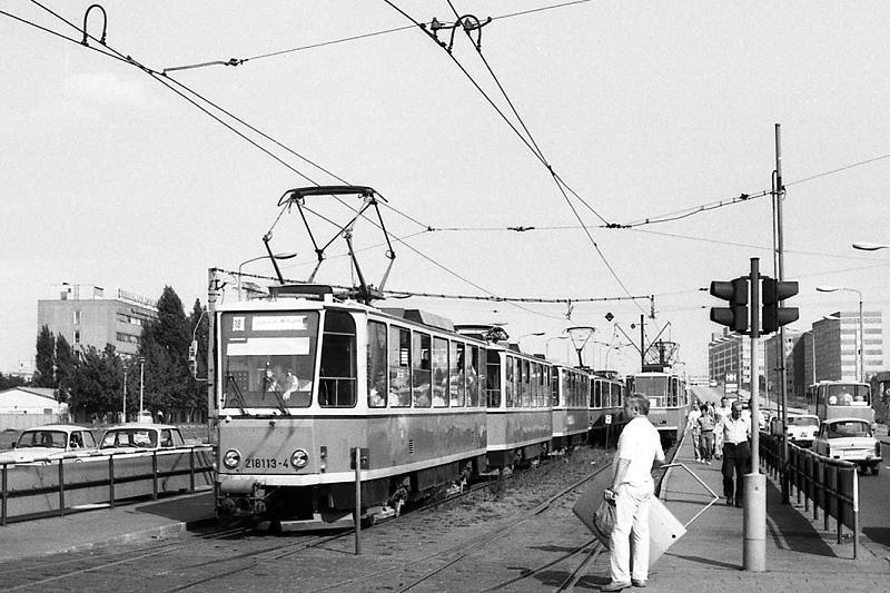 Berlin: T6-Großzug auf Li.18