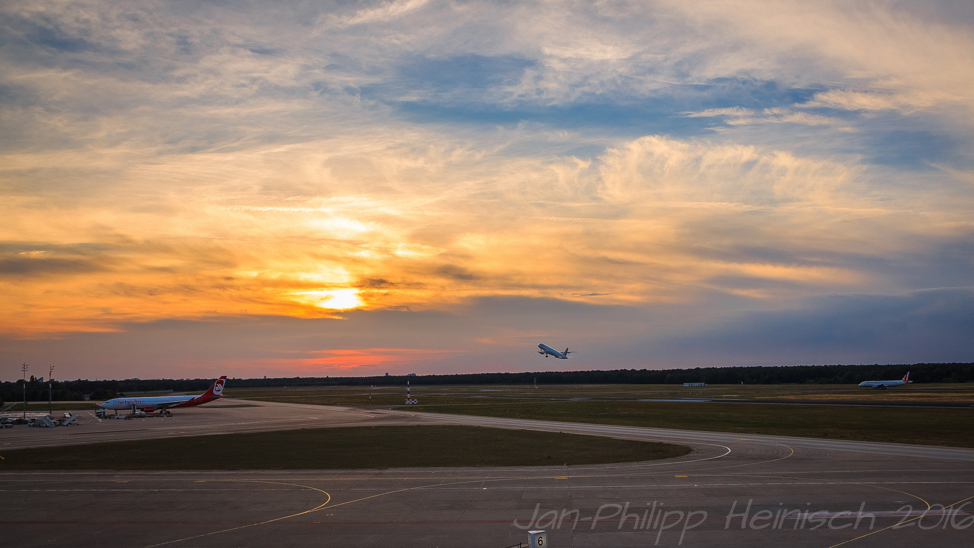 Berlin-Tegel am Abend