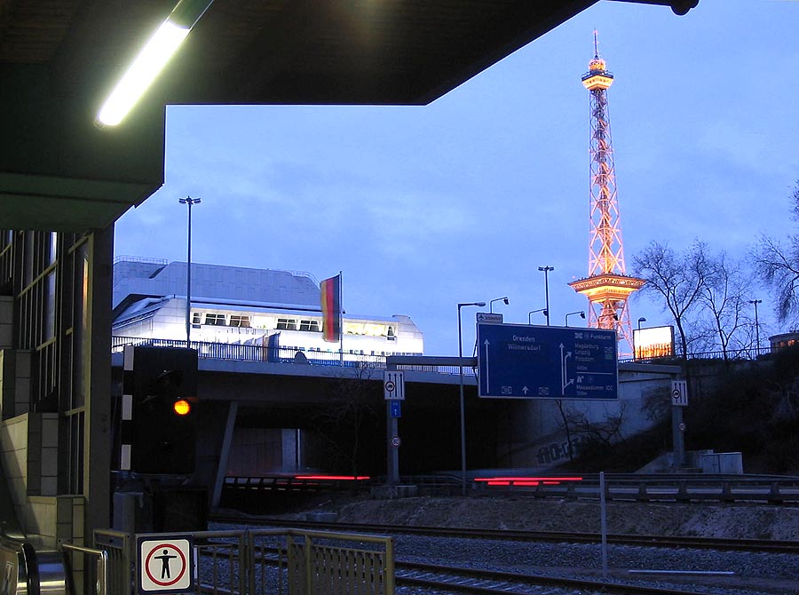 Berlin unterwegs (II) - Wegmarken