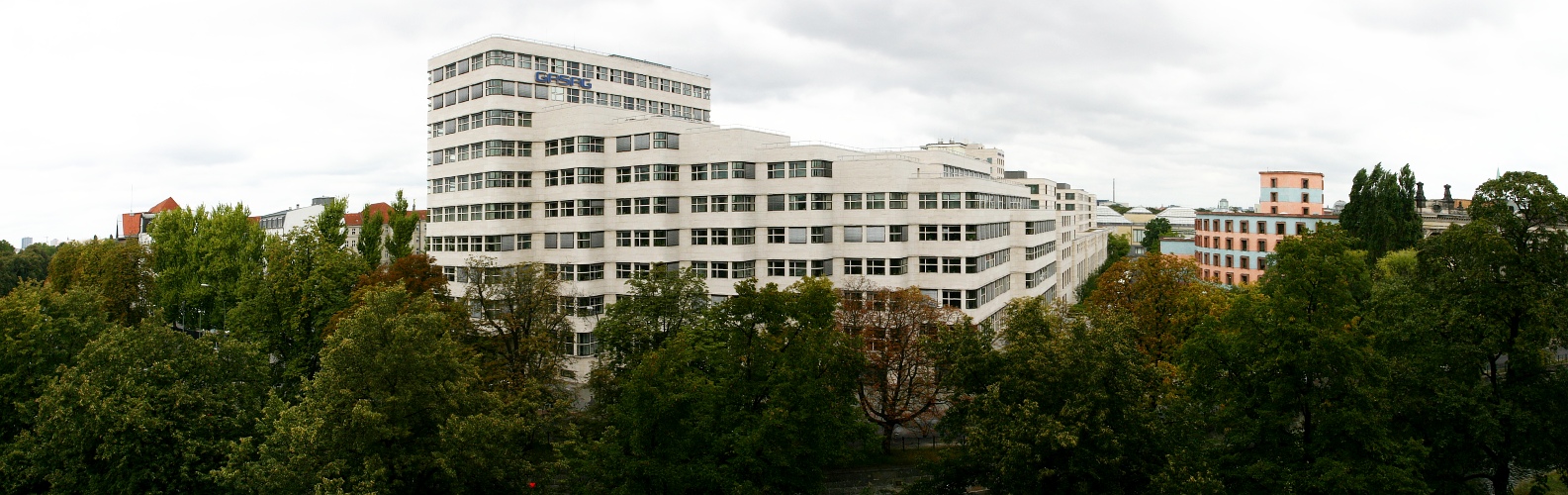 Berlin: Zimmer mit Aussicht (pano)