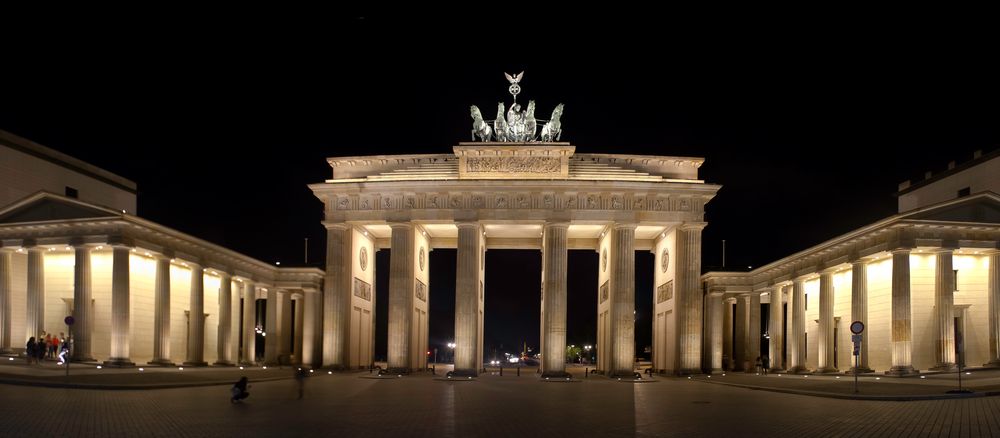 Berlin_Brandenburger-Tor_01