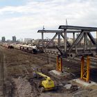 Berliner Brücke das alte geht