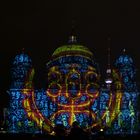 Berliner Dom auf der Museumsinsel beim Festival of Lights.