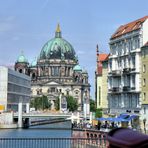 Berliner Dom aus der Ferne