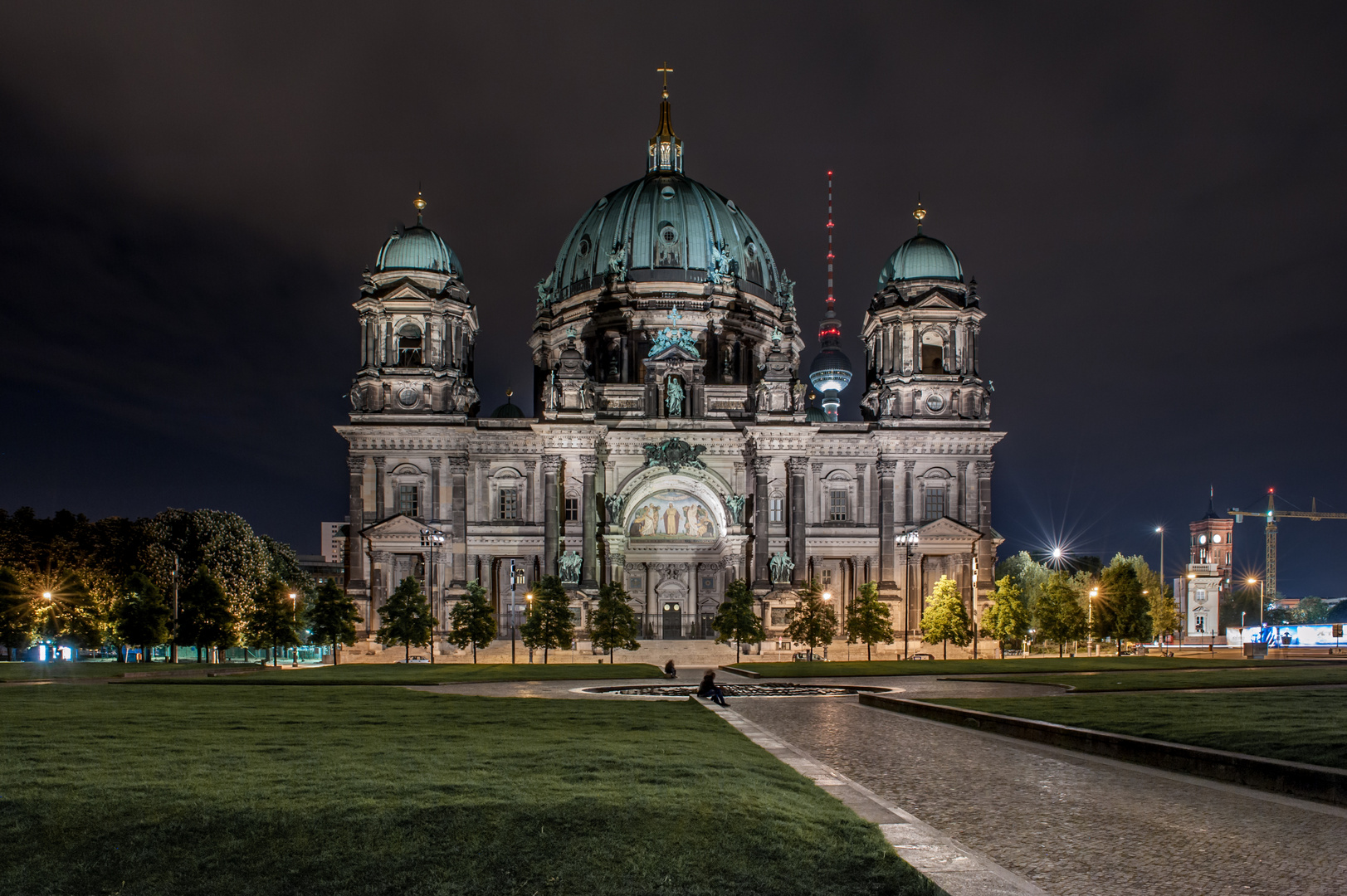 Berliner Dom bei Nacht