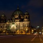 Berliner Dom bei Nacht