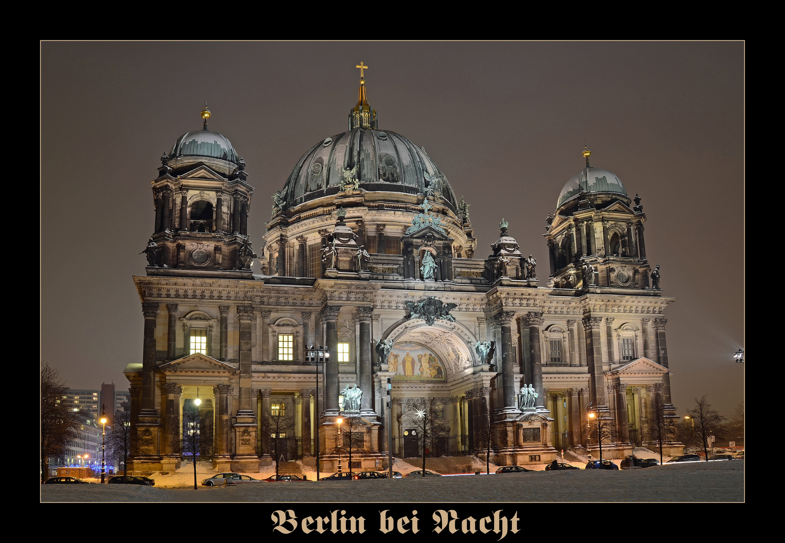 Berliner Dom bei Nacht
