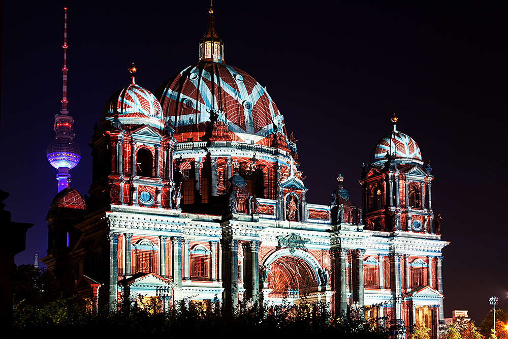 Berliner Dom beim Festival of Lights 2012