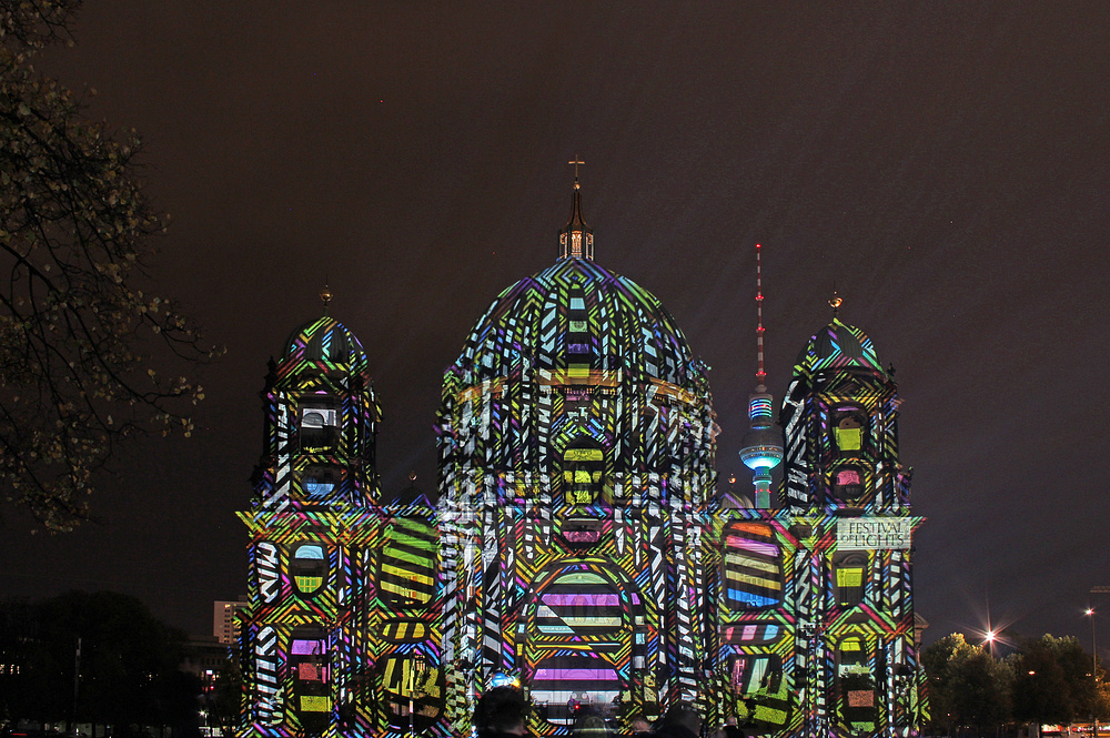 Berliner Dom beim Festival of Lights 2014