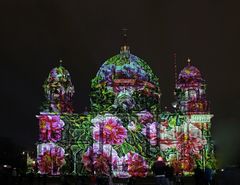 Berliner Dom beim Festival of Lights 2014.