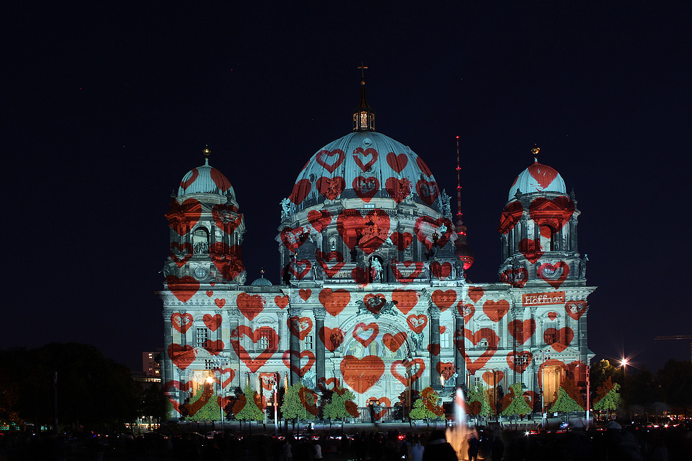 Berliner Dom beim Festival of Lights 2015