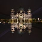 Berliner Dom - gespiegelt 