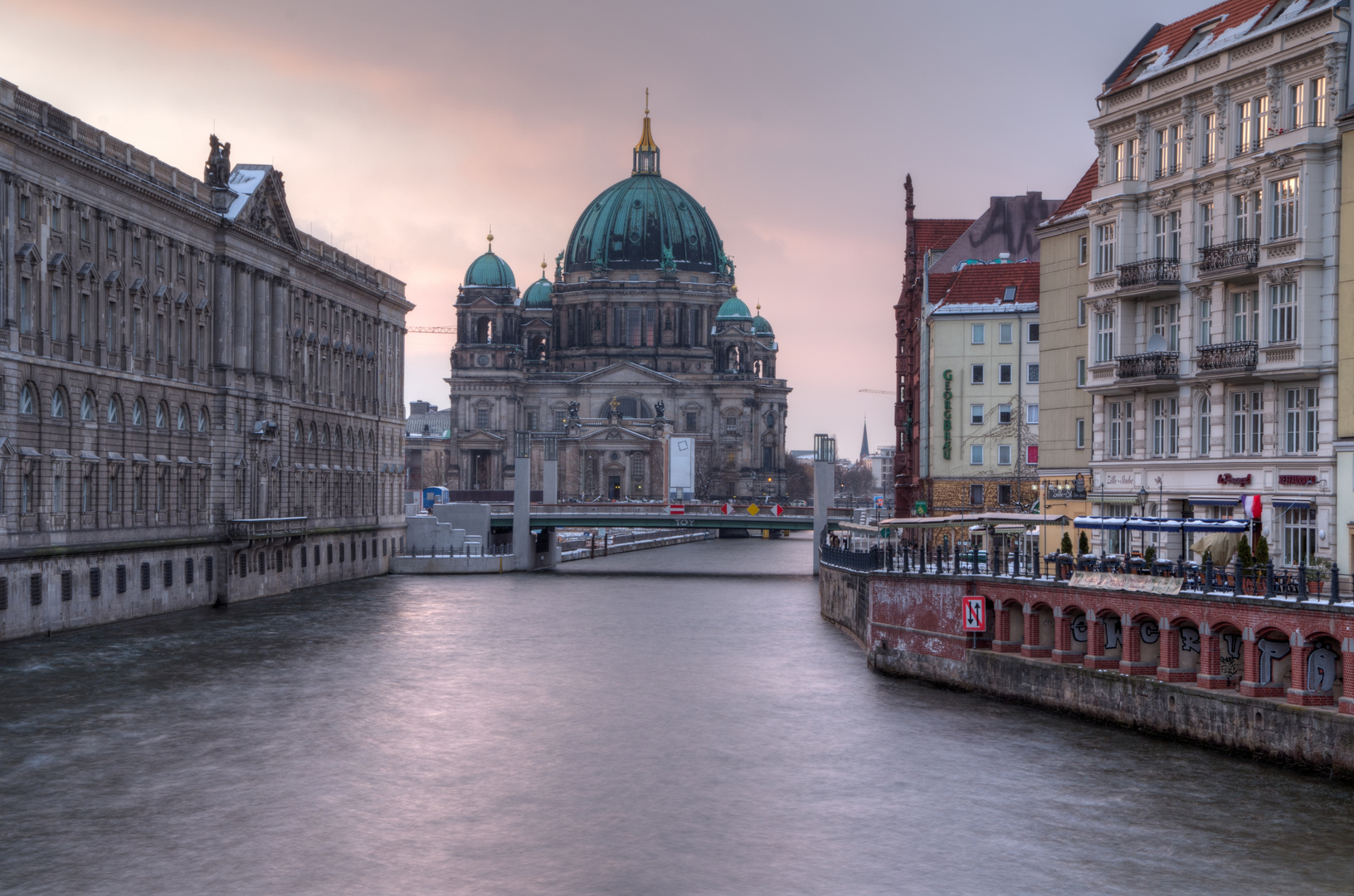 Berliner Dom im März II