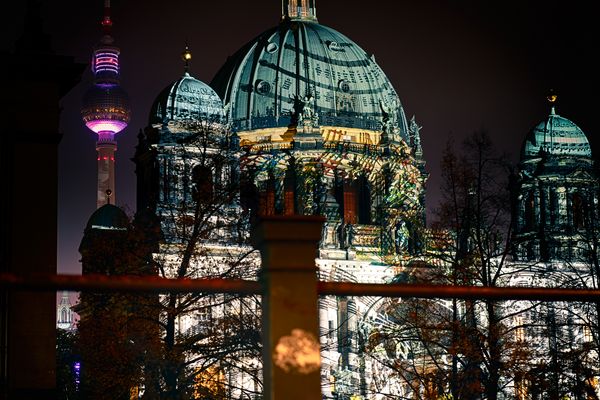 Berliner Dom im Rahmen des "Festival of Lights" Berlin 2013