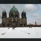 Berliner Dom im Schnee