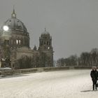 Berliner Dom im Schnee