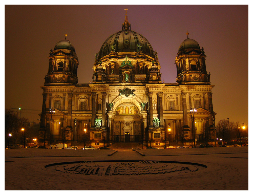 Berliner Dom im Winter