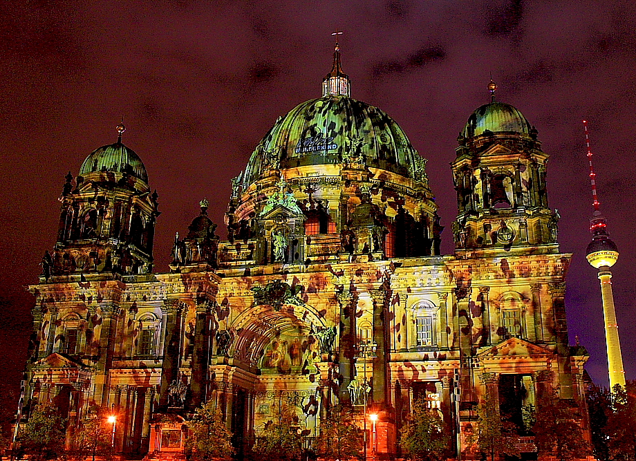 Berliner Dom im "Zauberlicht"