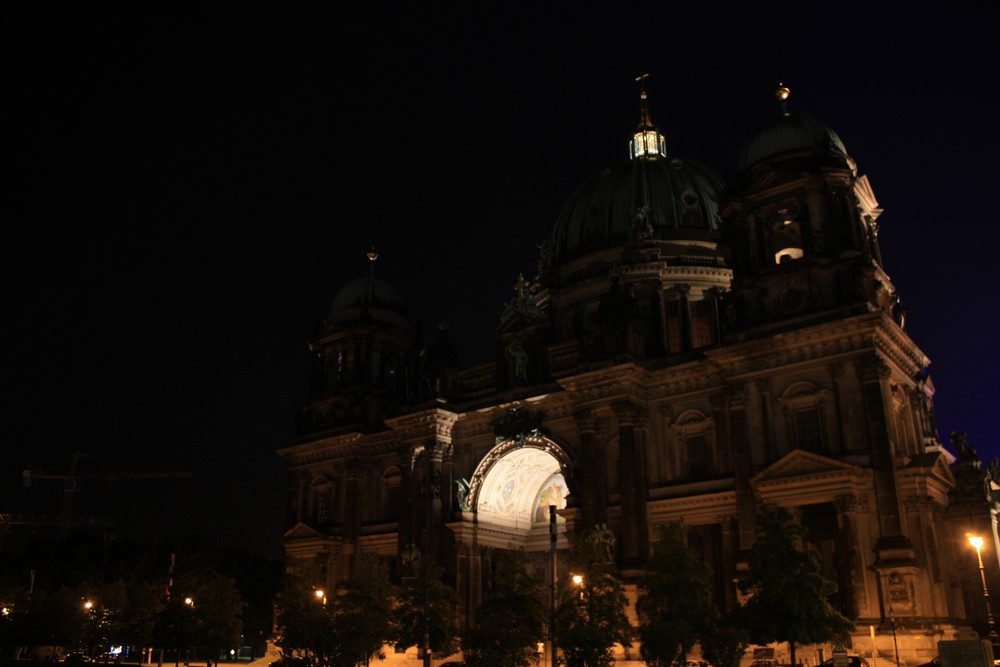 Berliner Dom in der Nacht