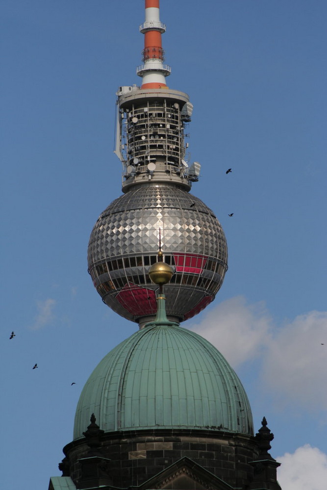 Berliner Dom mit Fernsehturm "+"