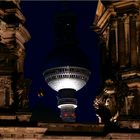 Berliner Dom mit Fernsehturm