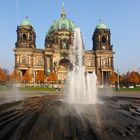 Berliner Dom mit Regenbogen