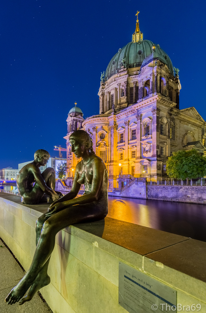 Berliner Dom mit Skulpturen