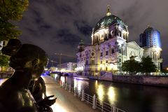 Berliner Dom von Hinten