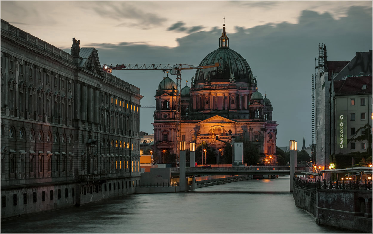 Berliner Dom...Abend...