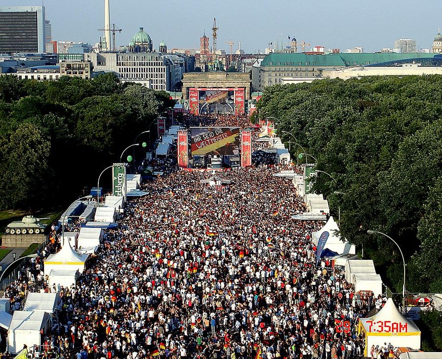 Berliner Fan Meile bei dem EM Finale 2008