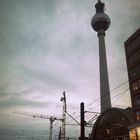 Berliner Fernsehturm am Alexanderplatz - Mai 2013