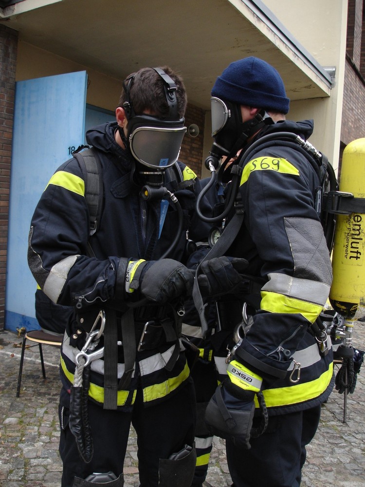 Berliner Feuerwehr: "ANT-Trockenübung"