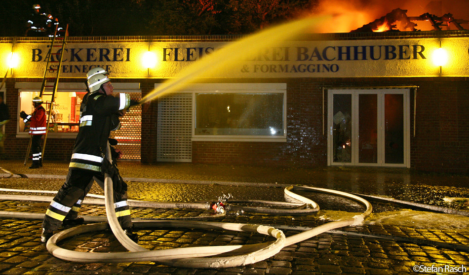 BERLINER FEUERWEHR - Feuer 5 Staffeln - Berlin Nikolassee