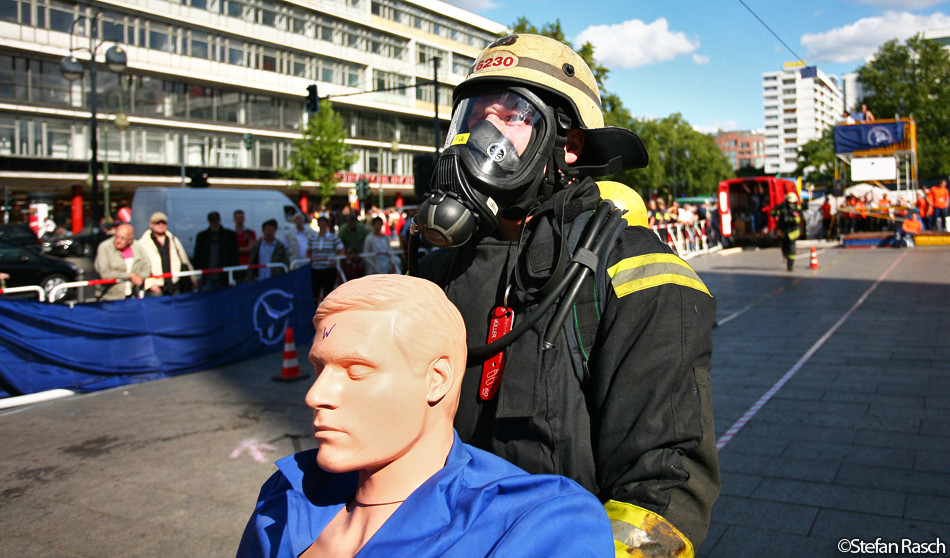 BERLINER FEUERWEHR - Firefighter Challenge 2009
