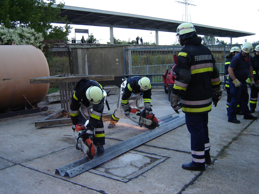 Berliner Feuerwehr: Wett-Flexen