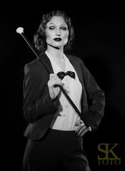 Berliner Fröschin als Marlene Dietrich Part II